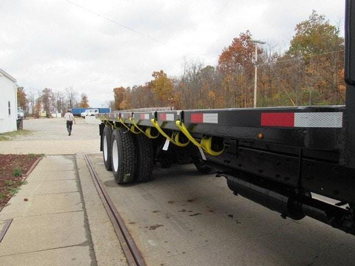 Used 2017 Freightliner M2 106