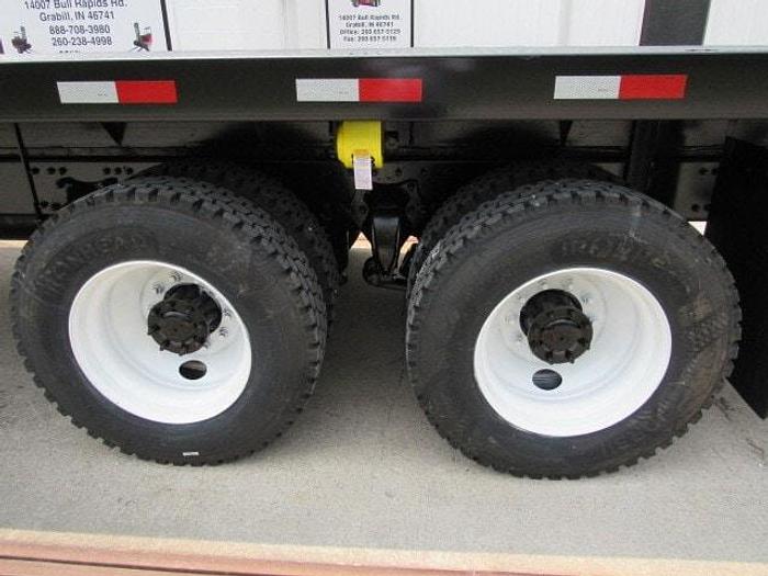 Used 2017 Freightliner M2 106