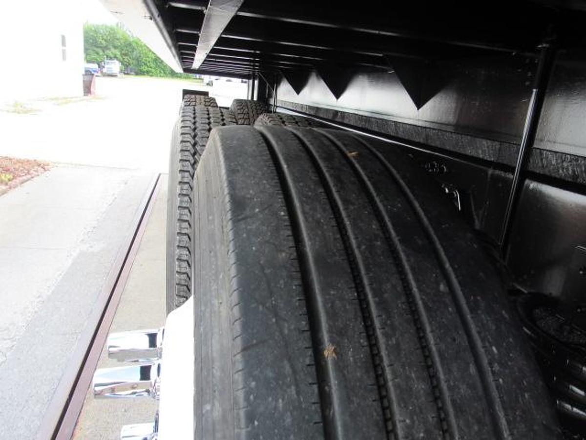 Used 2021 Kenworth T370 Flatbed Truck