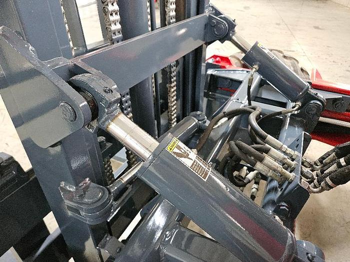 Used 2018 Moffett M8 55.3