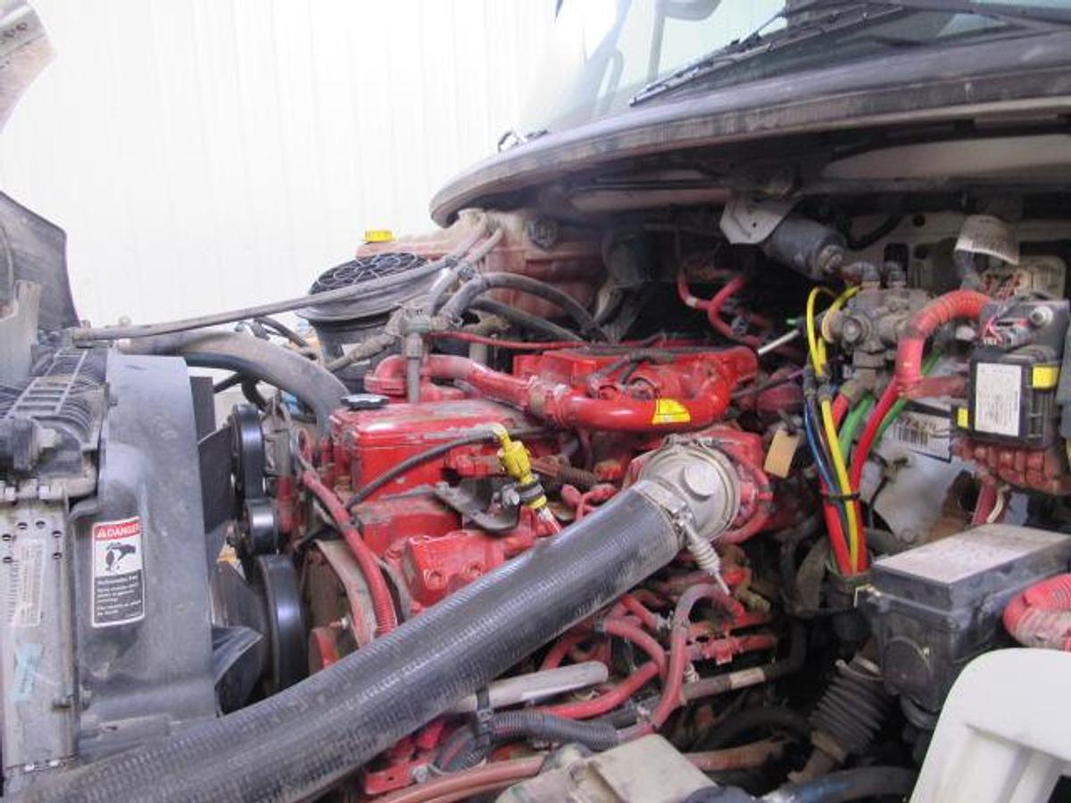 Used 2020 Freightliner M2 106