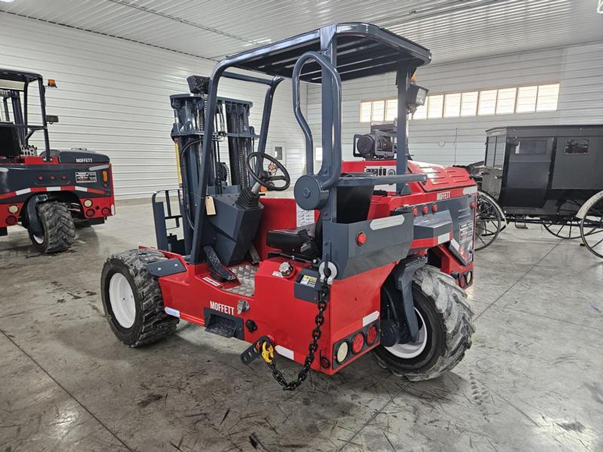 Used 2015 Moffett M8 55.3LP