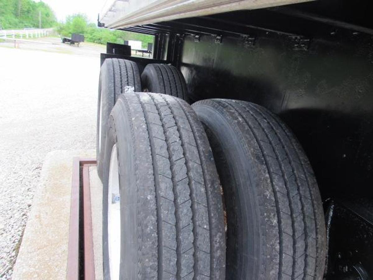 Used 2014 Great Dane Trailers  36' 6" X 102" Aluminum Combo Flatbed Moffett Trailer
