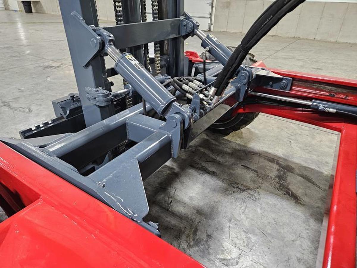 Used 2016 Moffett M8 70.3