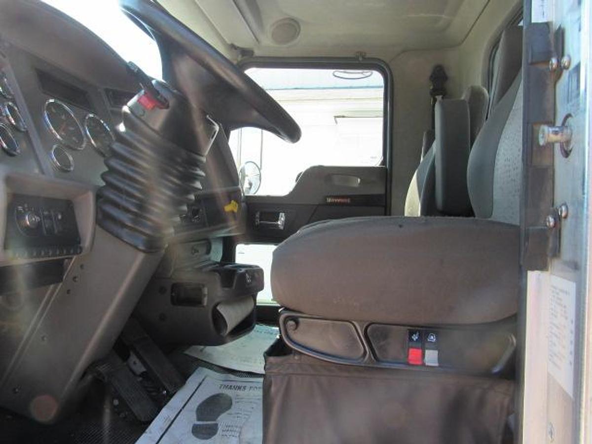 Used 2021 Kenworth T370 Flatbed Truck