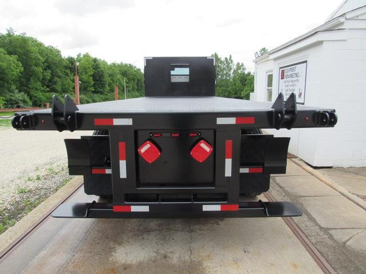 Used 2027 Freightliner M2 106