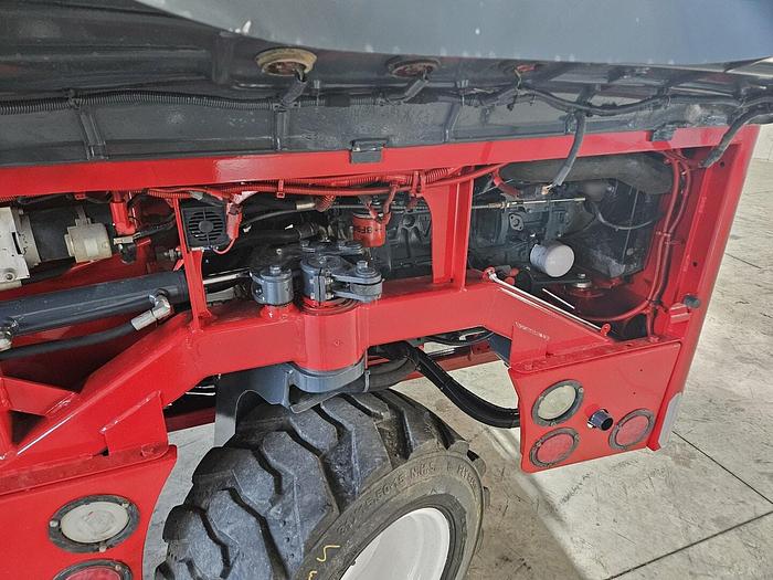 Used 2014 Moffett M55