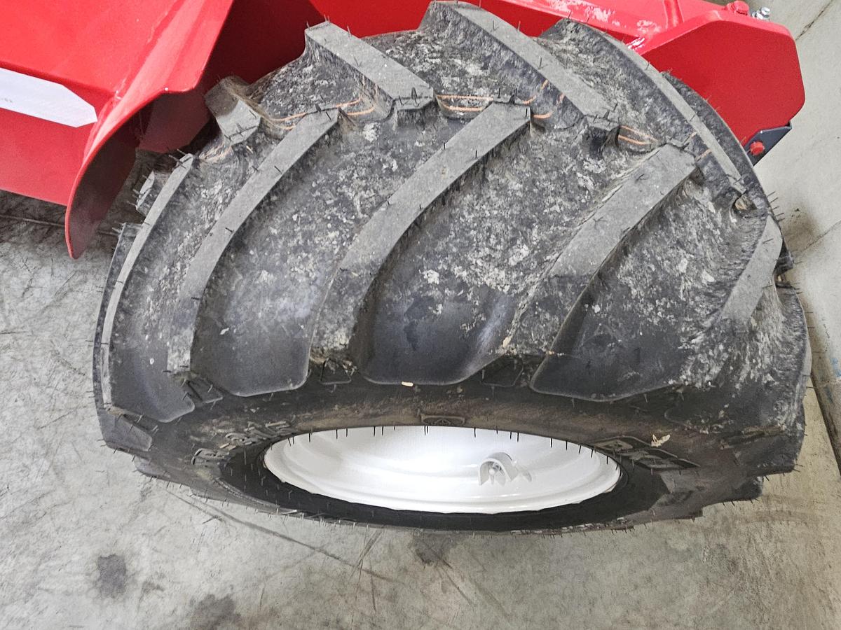 Used 2014 Moffett M55