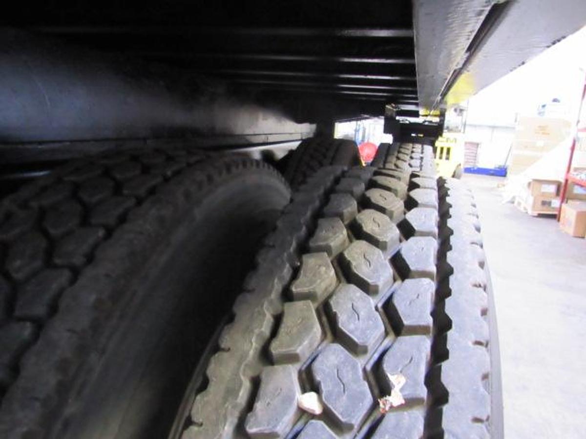 Used 2022 Freightliner M2 106