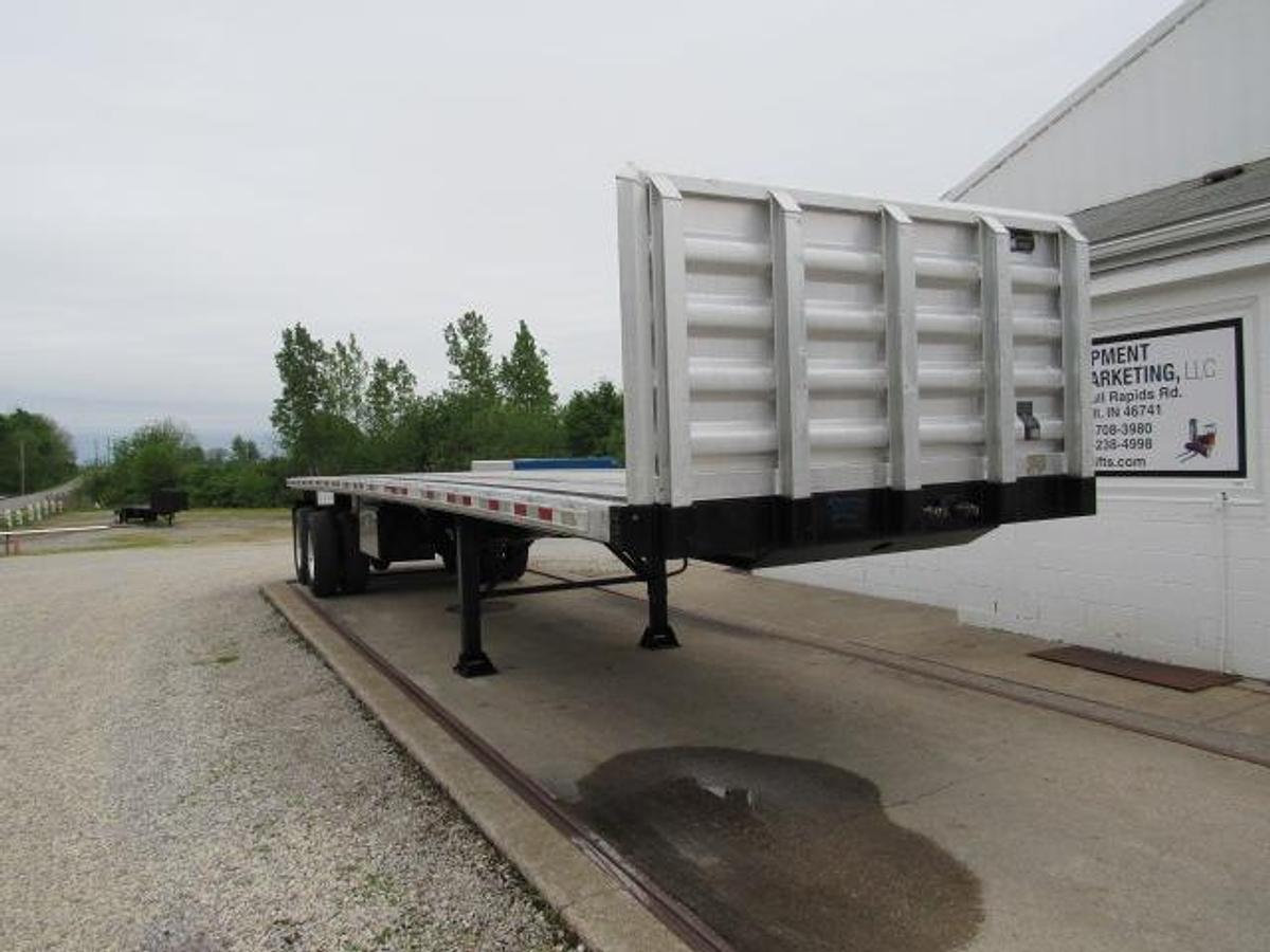 Used 2014 Great Dane Trailers  36' 6" X 102" Aluminum Combo Flatbed Moffett Trailer