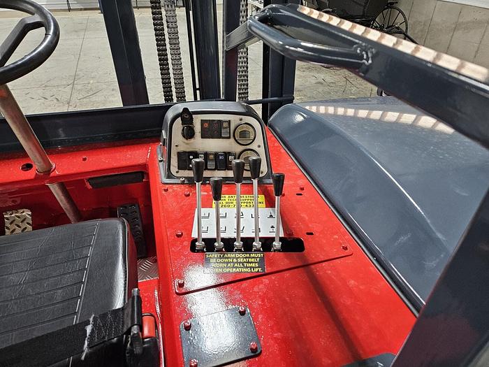 Used 2014 Moffett M55