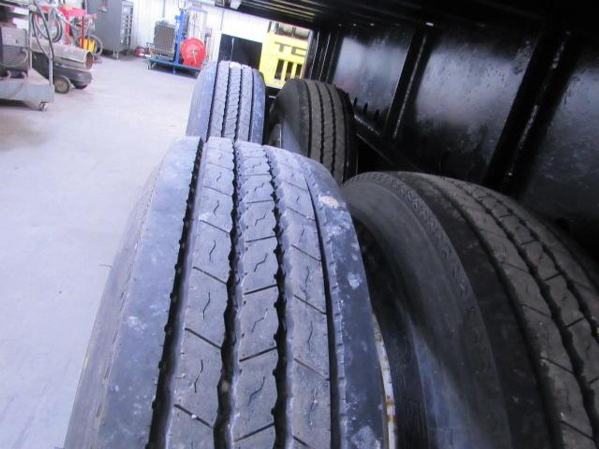 Used 2014 Utility 48' X 102 Princeton/Moffett Trailer