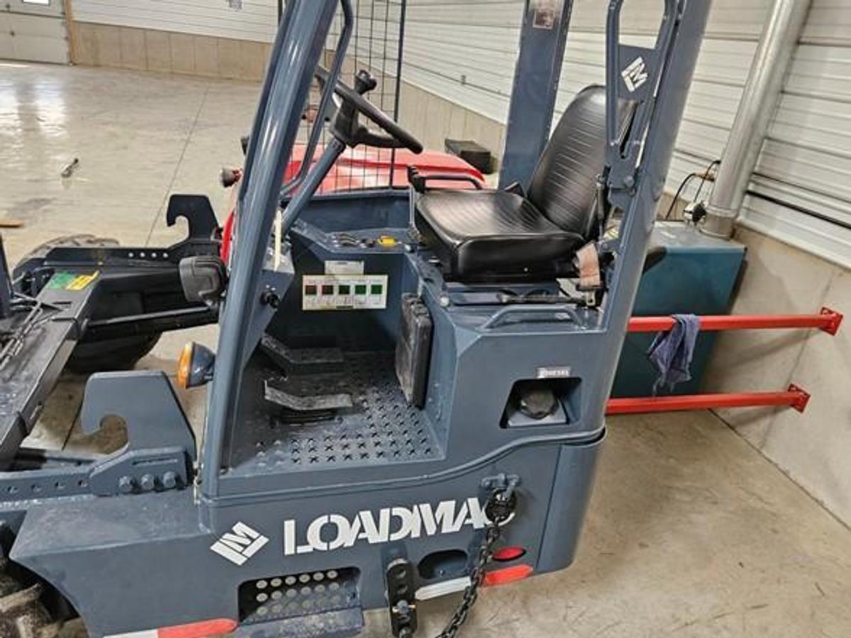 Used 2018 LOADMAC 825  2 Way Forklift w/Extended Reach