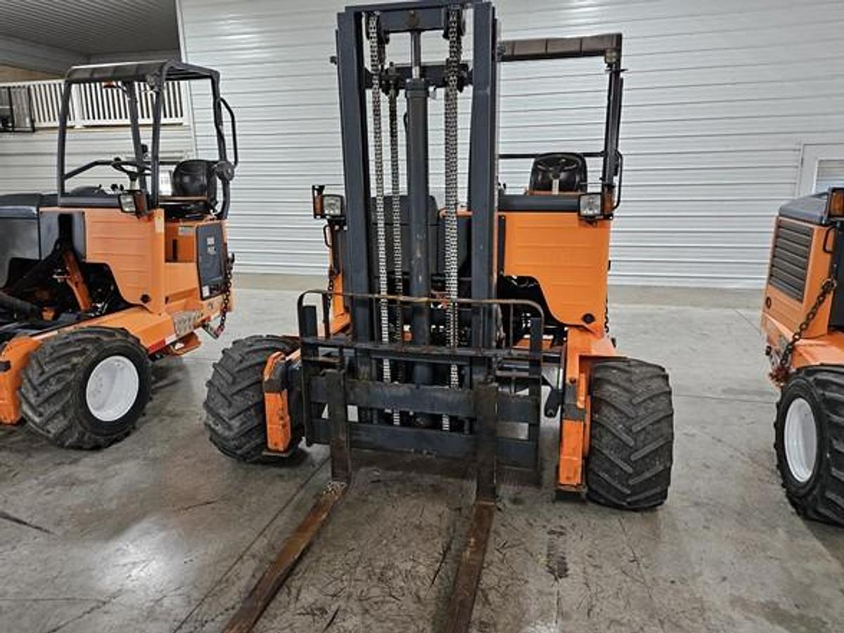 Used 2018 Moffett M8 55.3NX