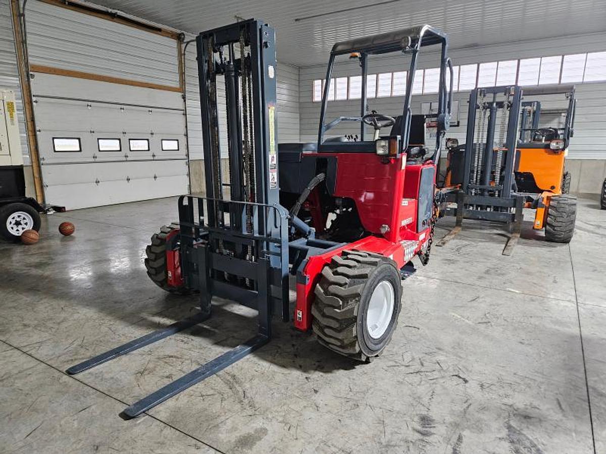 Used 2016 Moffett M8 55.3