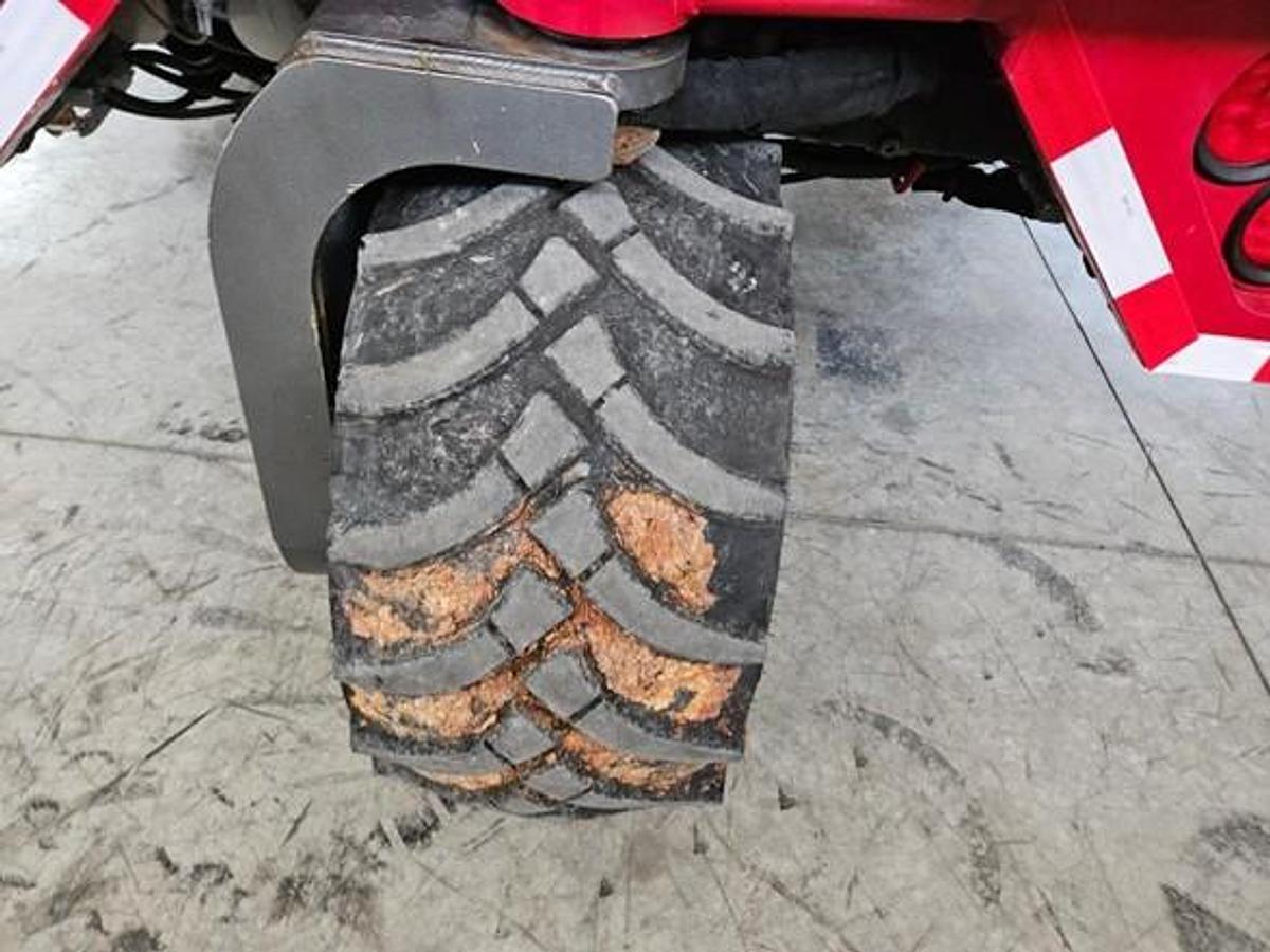 Used 2017 Navigator RT-5500 Truck Mounted Forklift