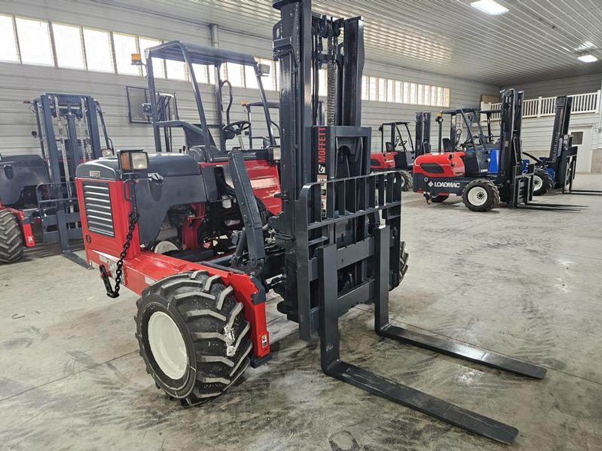 Used 2014  Moffett M 55.4  4 Way