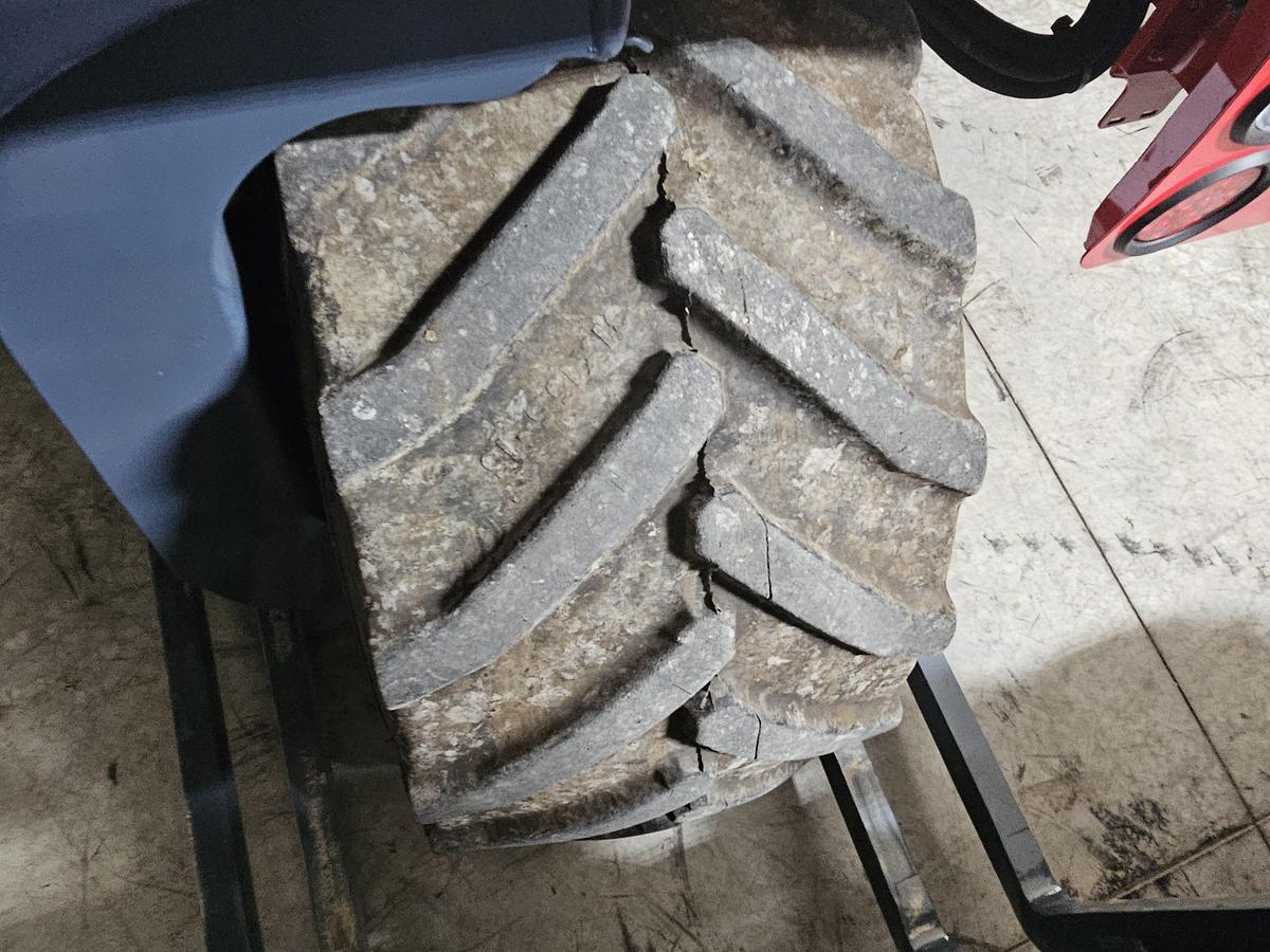 Used 2014 Moffett M55