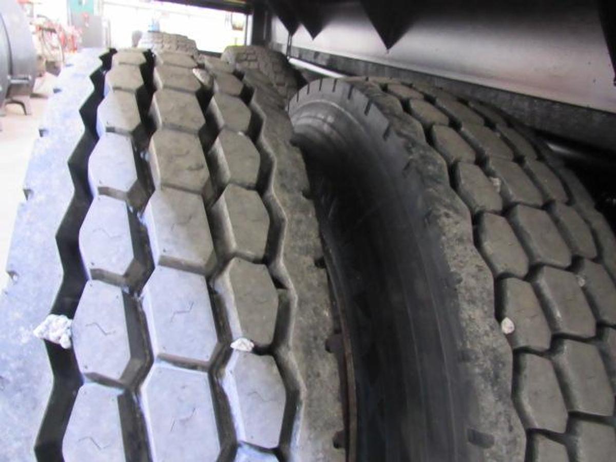 Used 2020 Freightliner M2 106