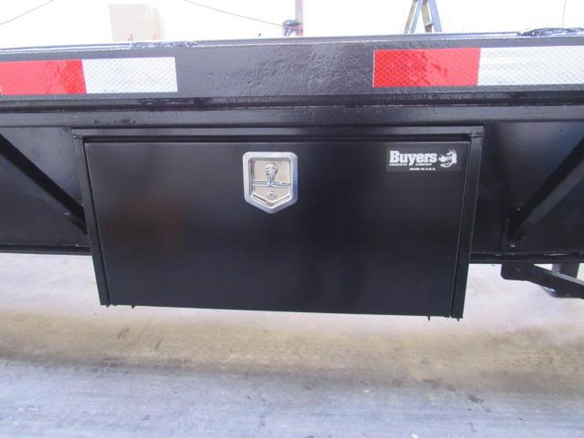 Used 2014 Utility 45' X 102 Princeton/Moffett Trailer