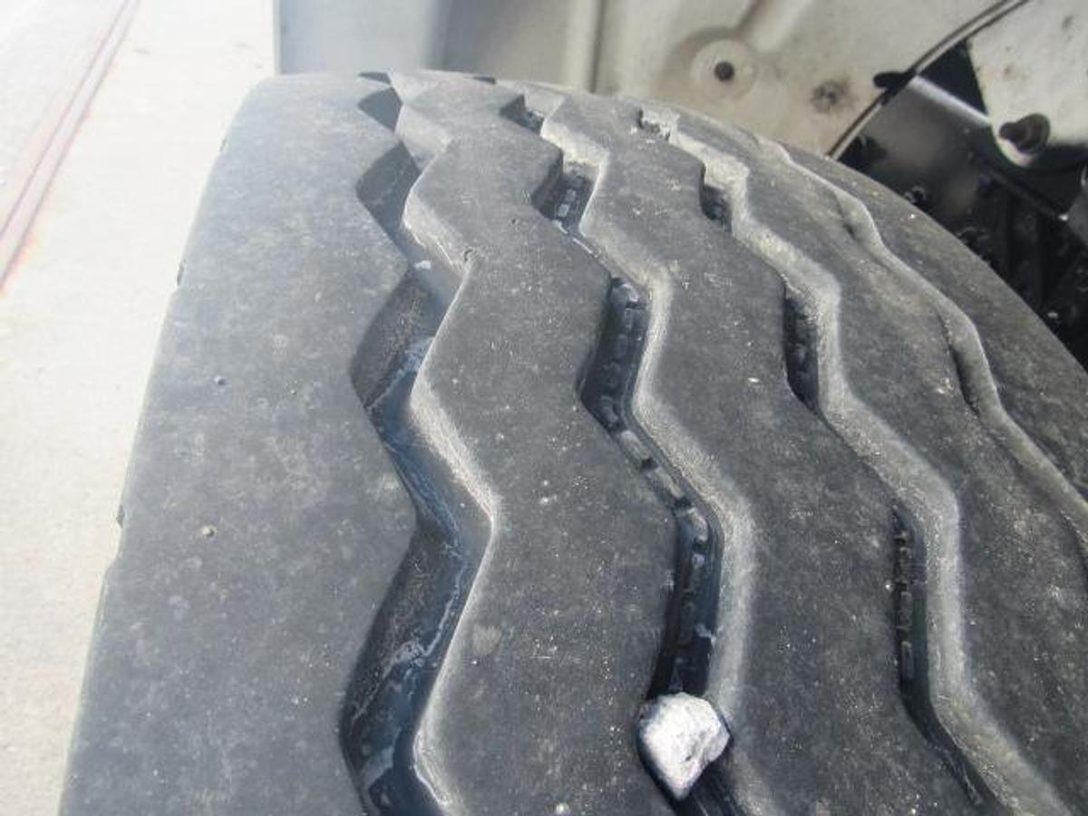 Used 2018 Freightliner M2 106