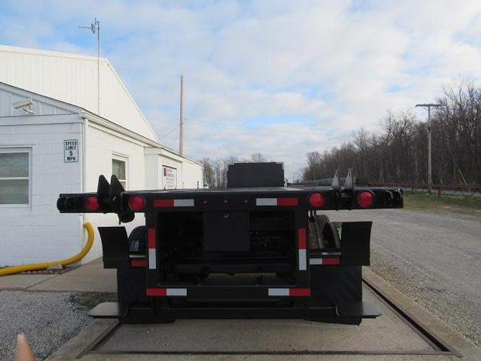 Used 2016 Great Dane Trailers 36' 6" X 102" Flatbed Moffett Trailer