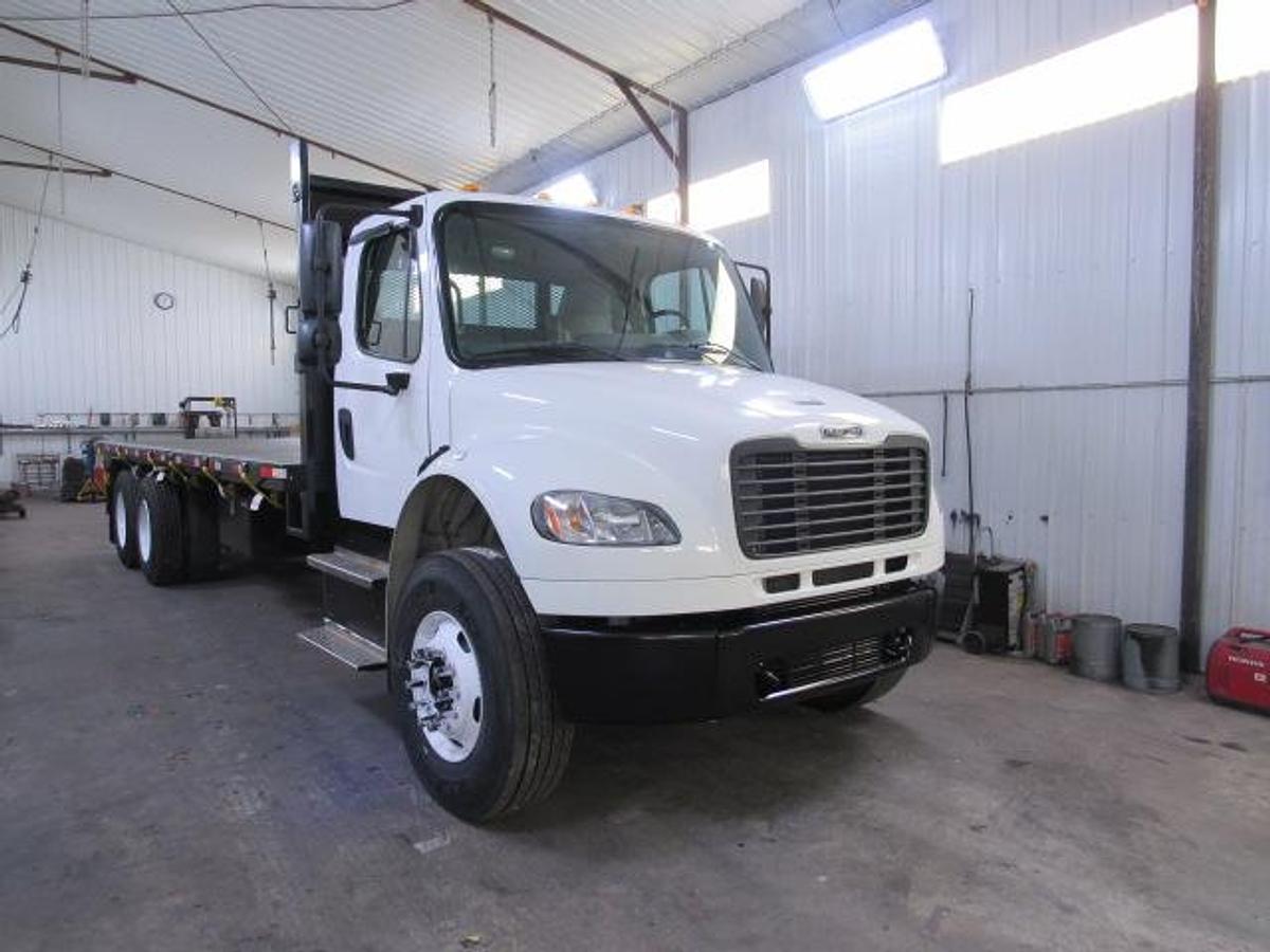 Used 2022 Freightliner M2 106