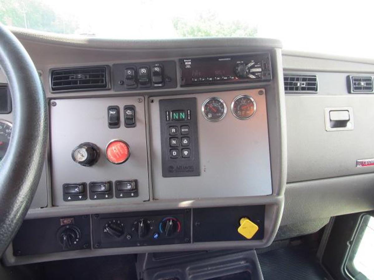 Used 2021 Kenworth T370 Flatbed Truck