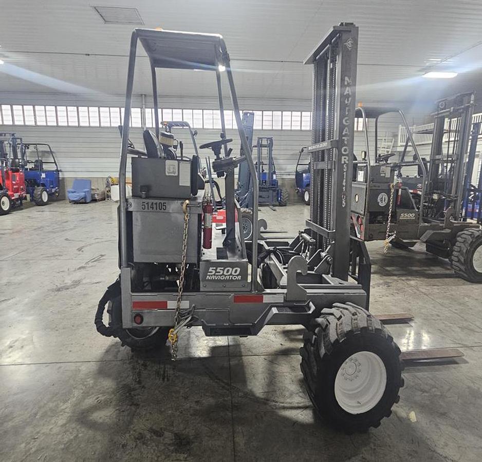 Used 2015 Navigator RT-5500 Truck Mounted Forklift