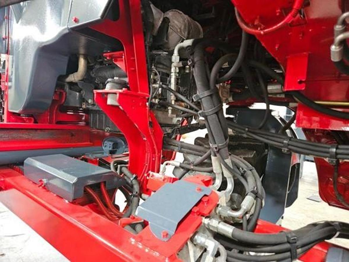 Used 2015 Moffett M8 55.3