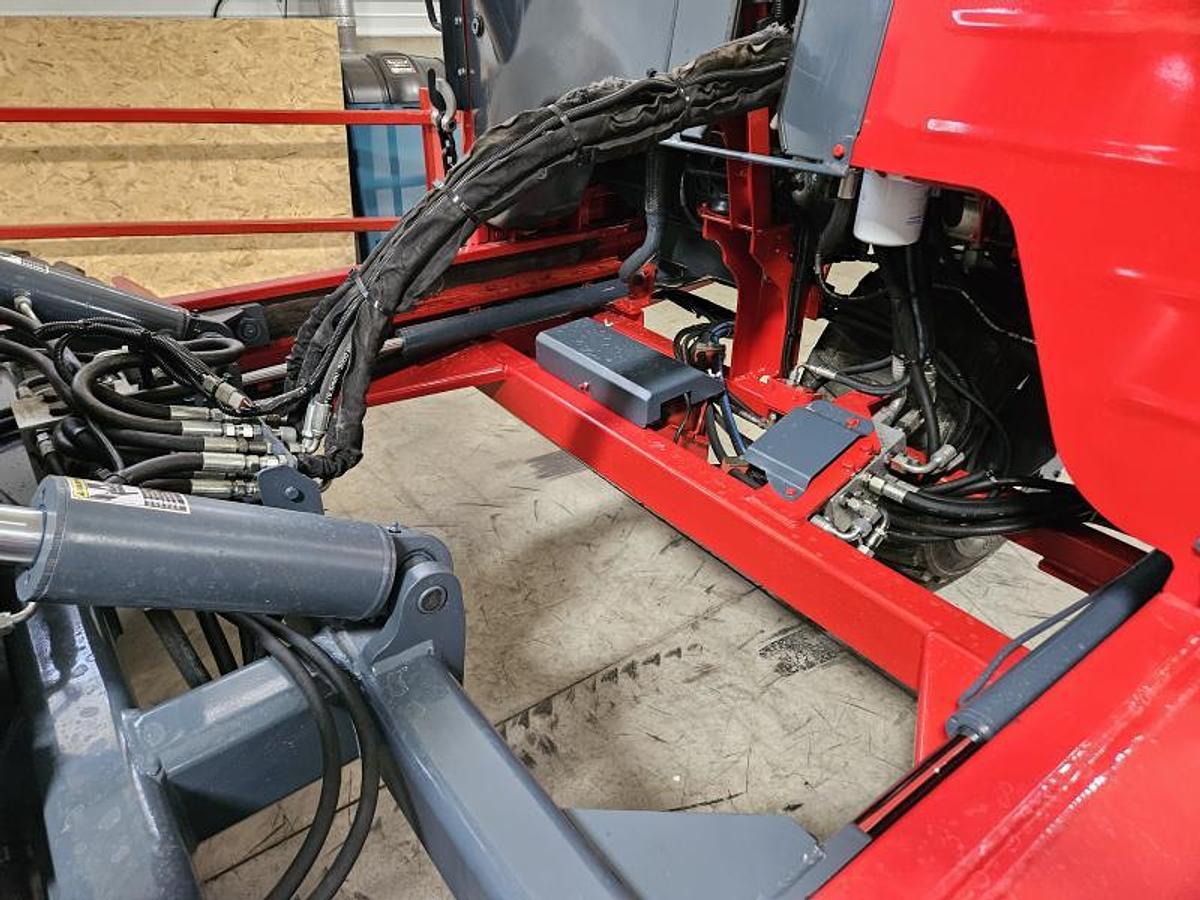 Used 2008 Moffett M55.P