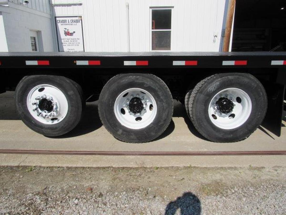 Used 2021 Kenworth T370 Flatbed Truck