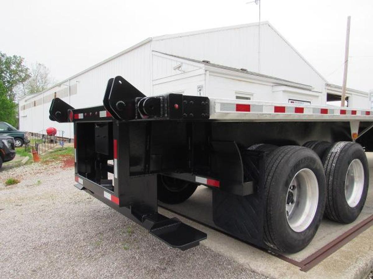 Used 2014 Great Dane Trailers  36' 6" X 102" Aluminum Combo Flatbed Moffett Trailer