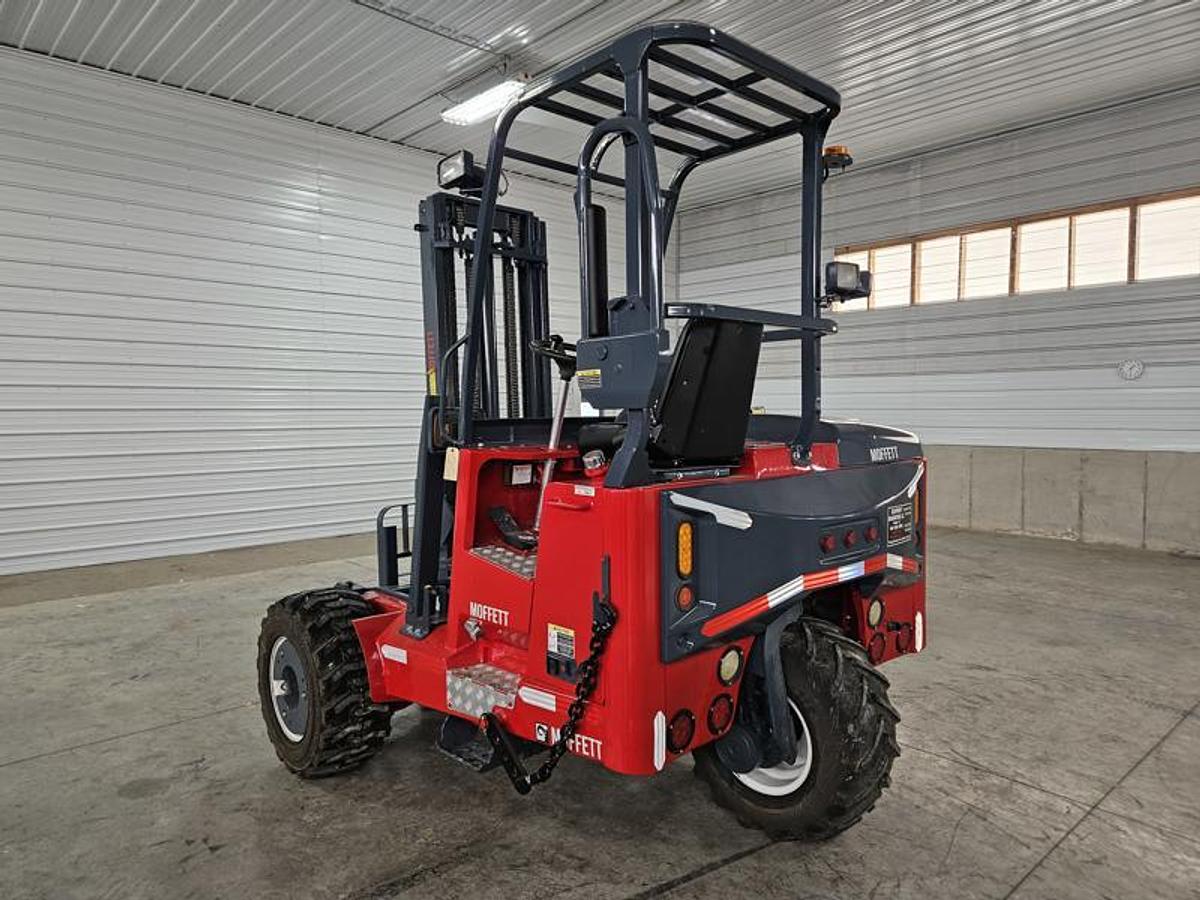 Used 2013  Moffett M 55.4  4 Way