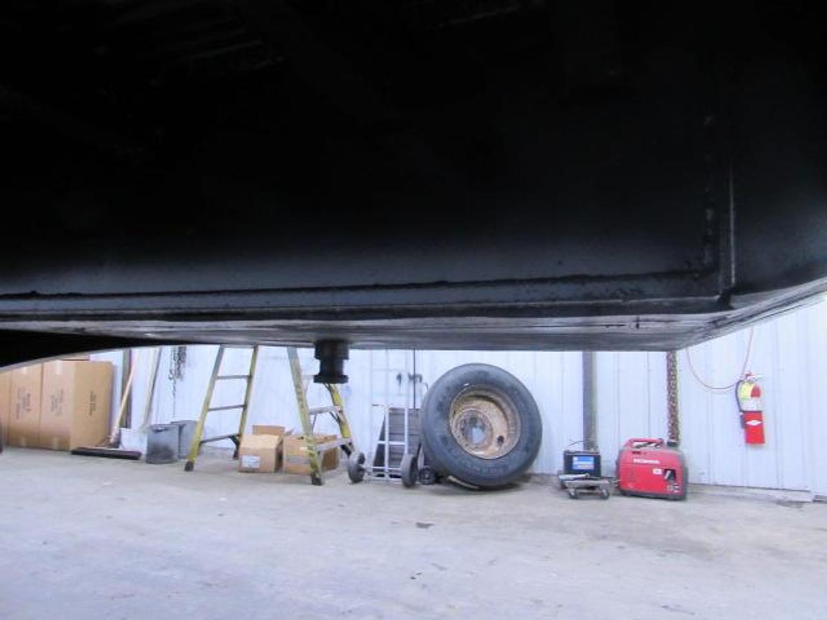 Used 2015 Utility  48' X 102 Alum Combo Princeton/Moffett Trailer