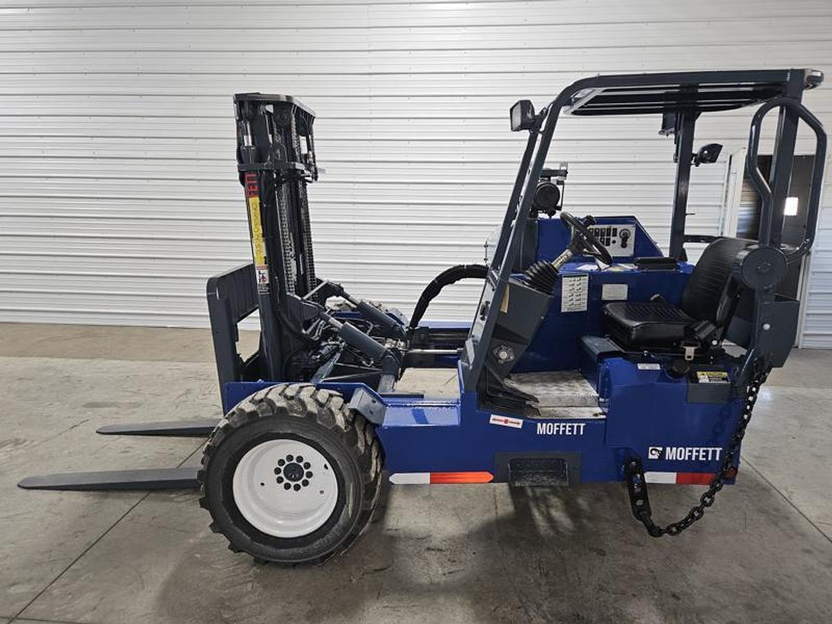 Used 2017 Moffett M8 55.3LP