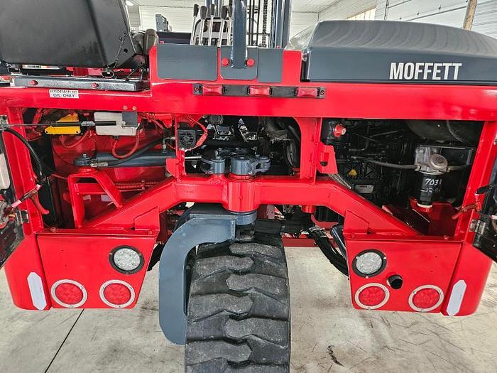 Used 2019 Moffett M8 55.3P