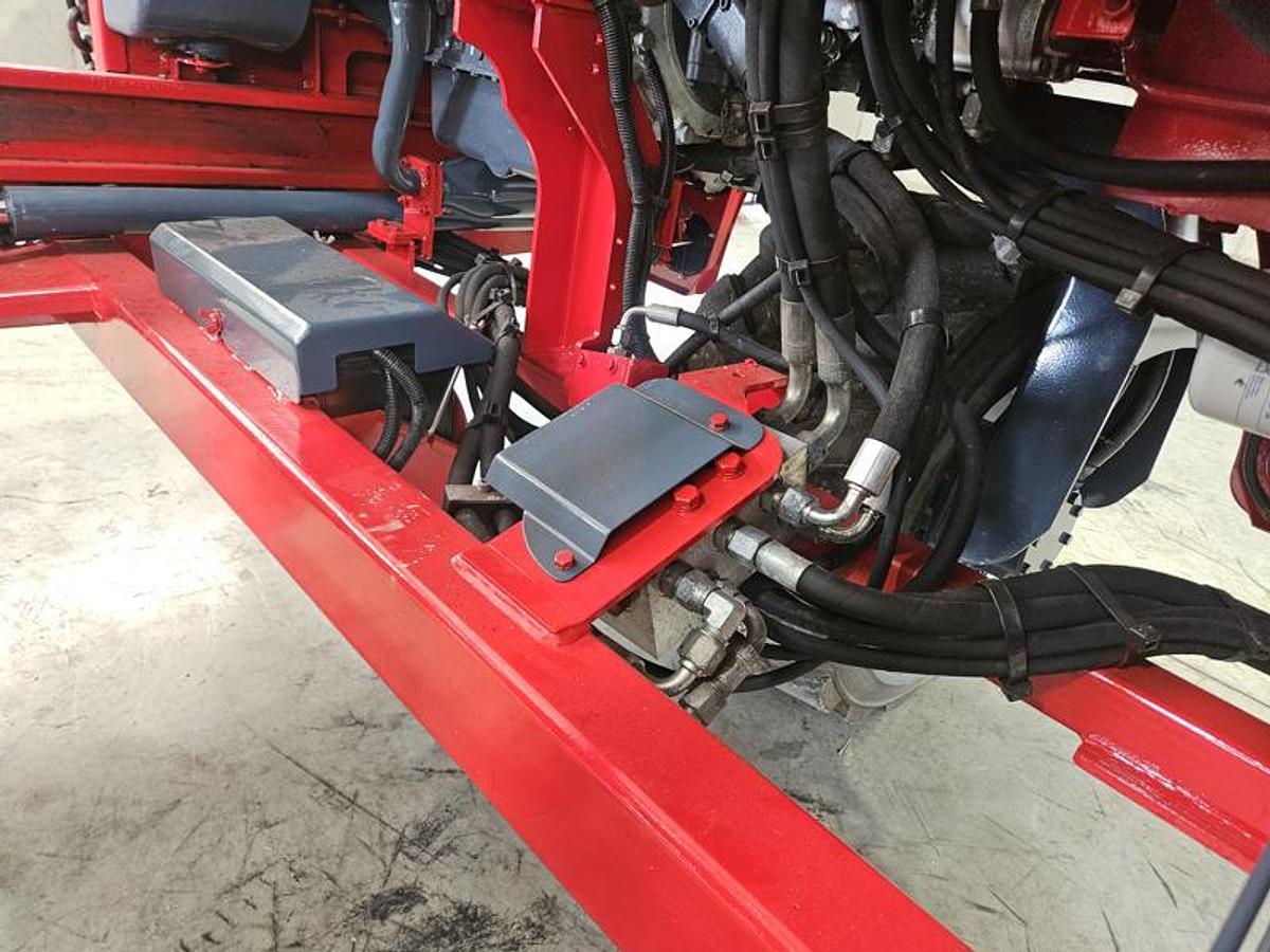 Used 2014 Moffett M55