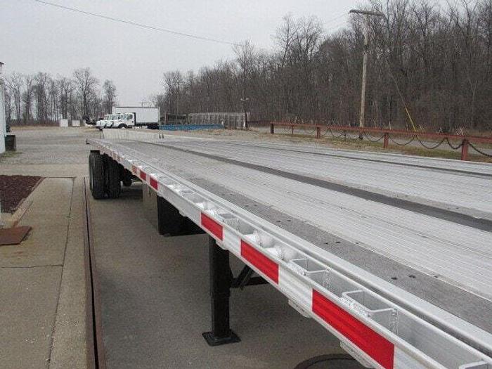 2023 Transcraft 48' X 102" Aluminum Combo Princeton/Moffett Trailer