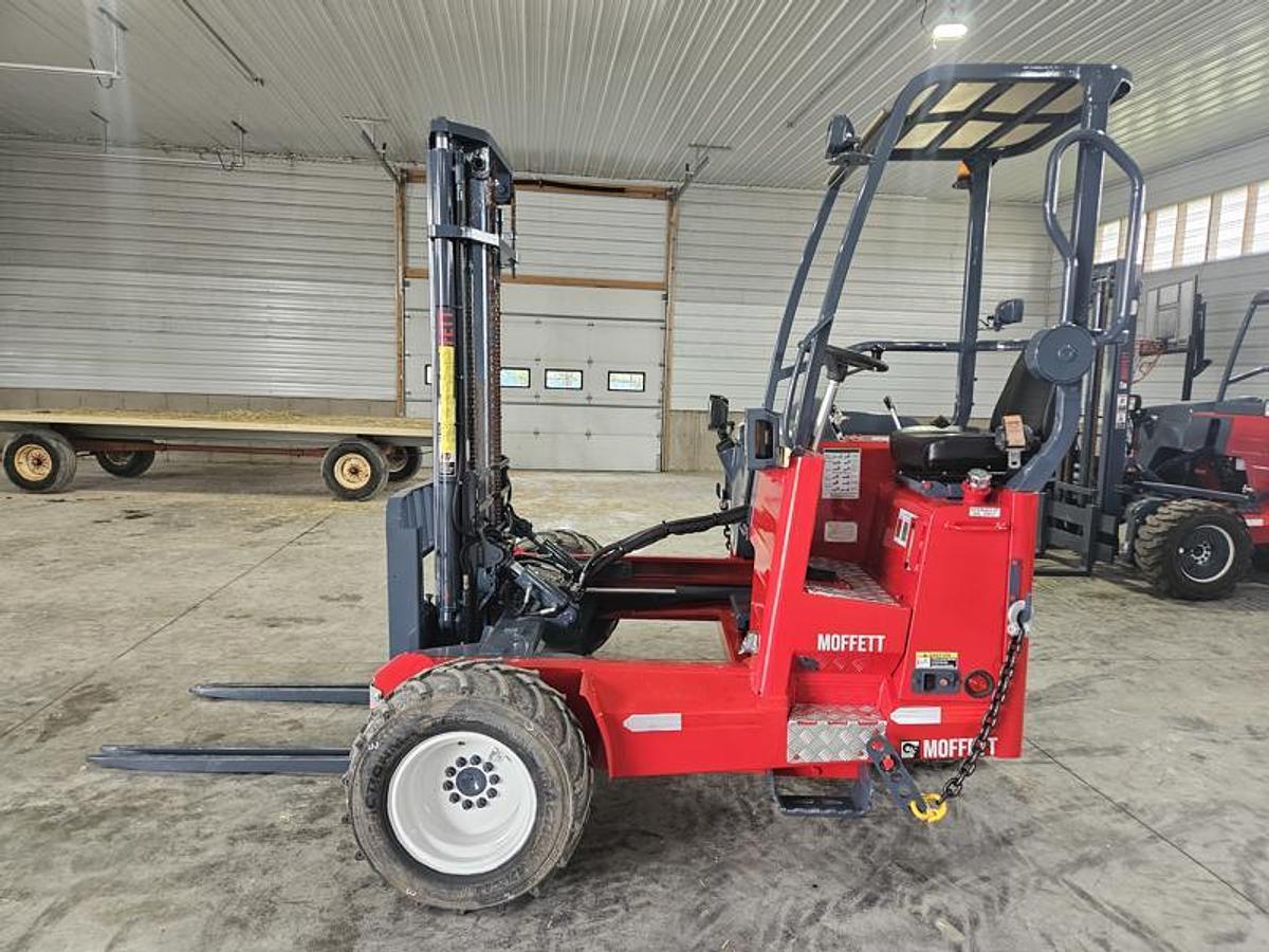 Used 2015 Moffett M5 50.3