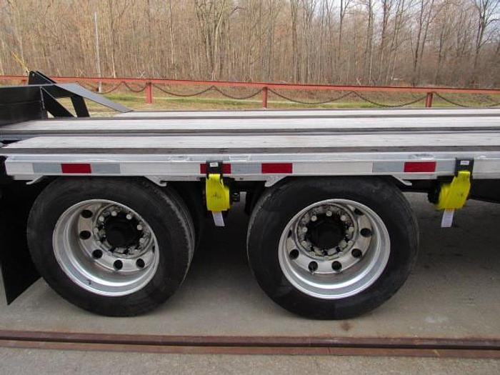 Used 2016 Utility 48' X 102" Alum/Steel Combo Step Deck Trailer Forklift Mount.