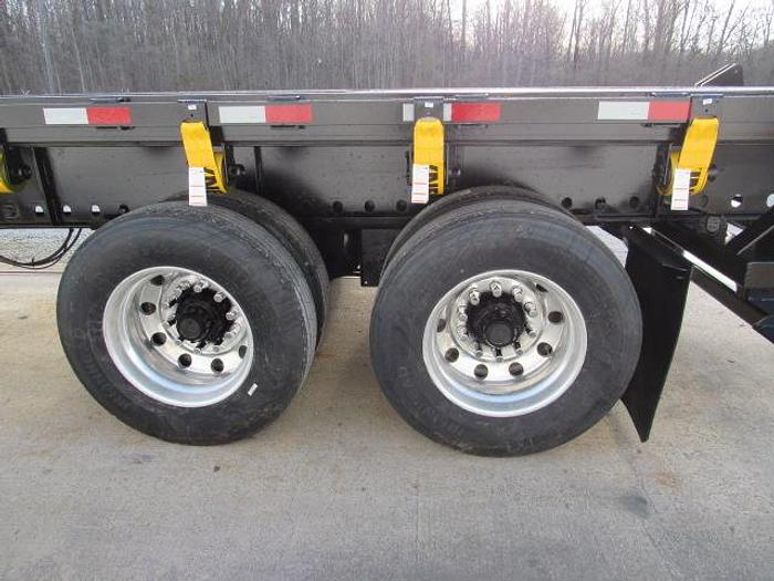 Used 2016 Great Dane Trailers 45' X 102" Flatbed Moffett Trailer