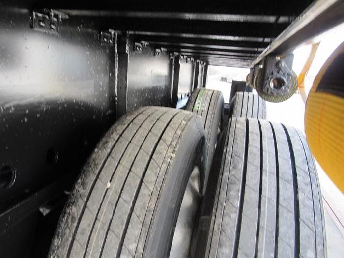 Used 2016 Great Dane Trailers 45' X 102" Flatbed Moffett Trailer