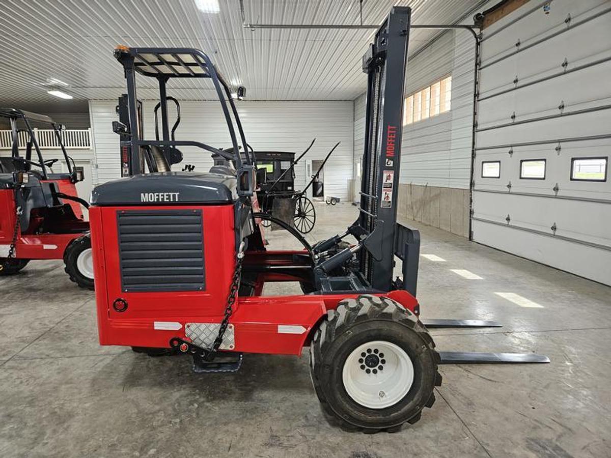 Used 2015 Moffett M8 55.3