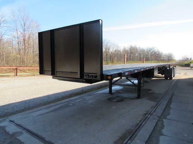 Used 2015 Utility 48' X 102 Princeton/Moffett Trailer