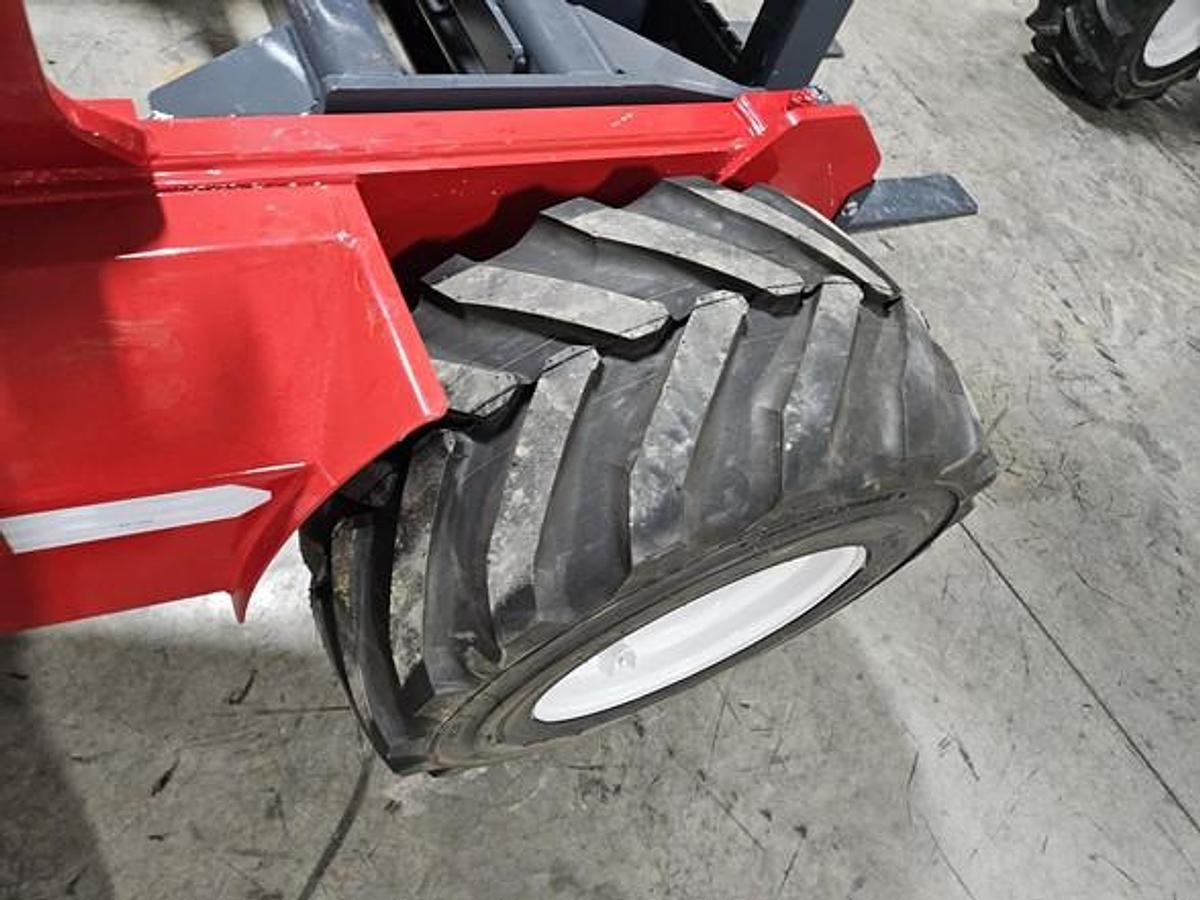 Used 2016 Moffett M8 55.3