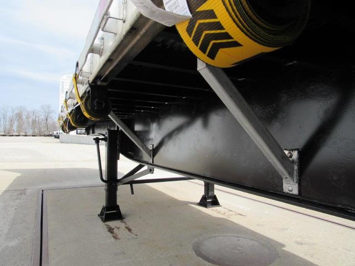 Used 2016 Utility 36' 6" X 102 Alum Combo Princeton/Moffett Trailer