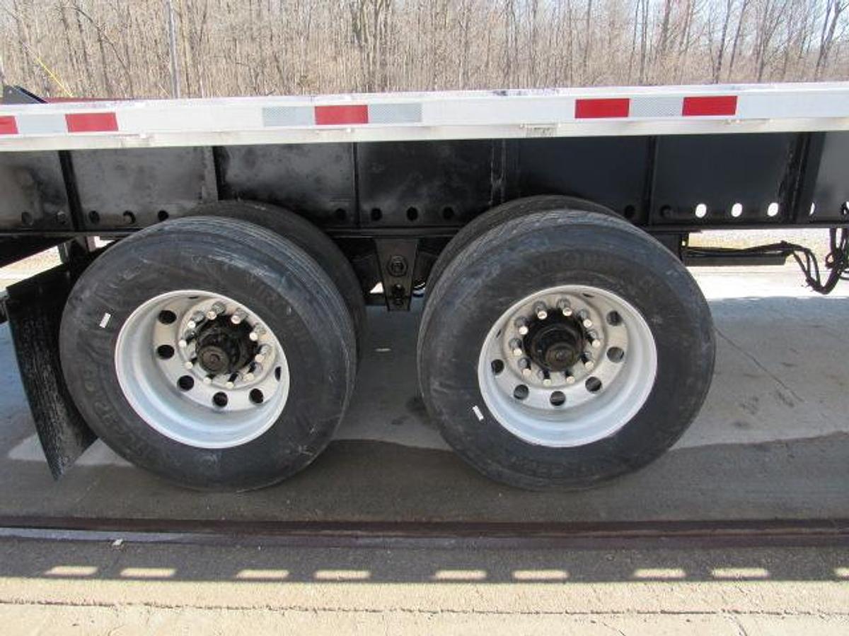 Used 2014 Utility 45' X 102 Alum Combo Princeton/Moffett Trailer