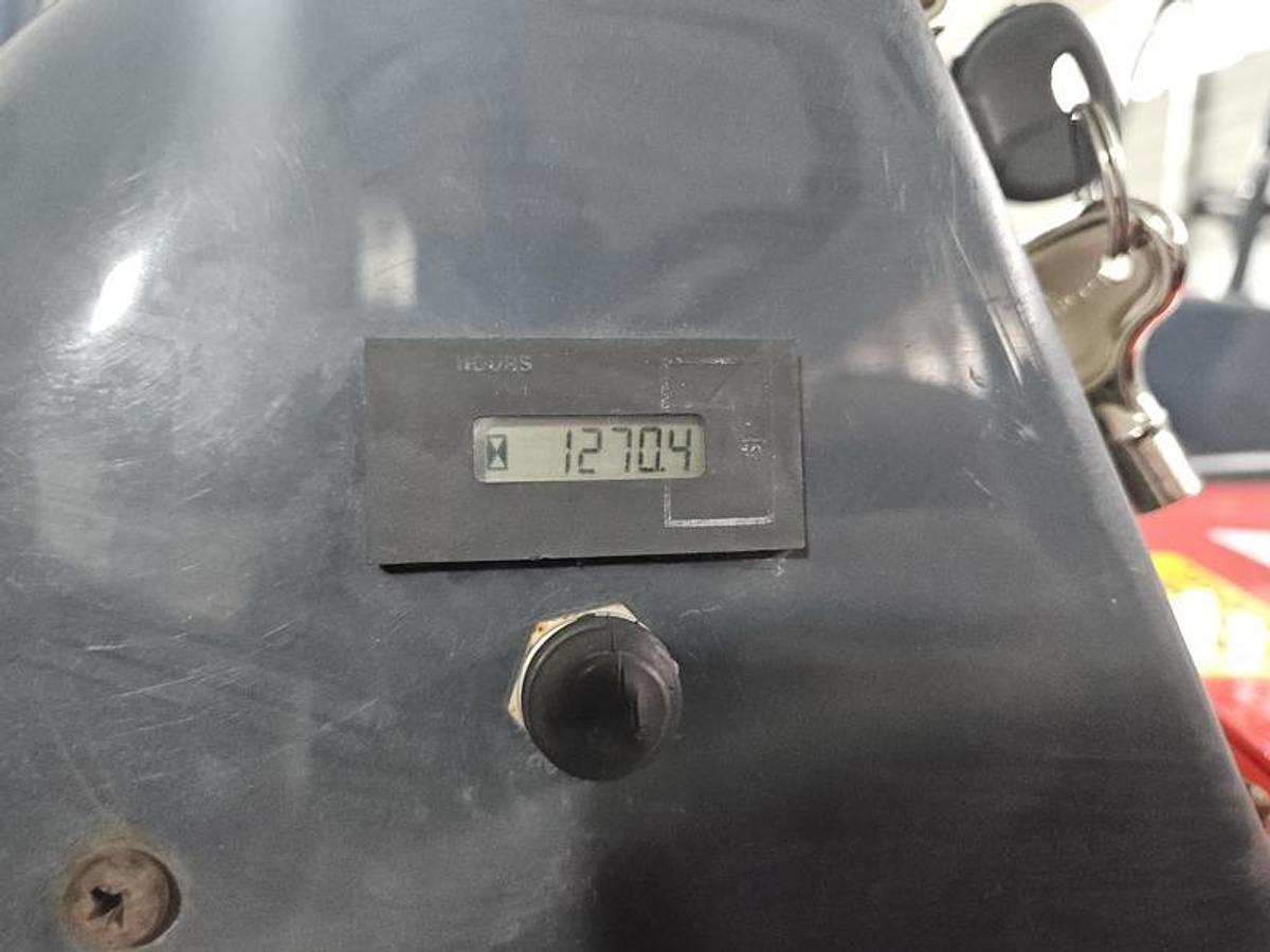 Used 2012 Moffett M70