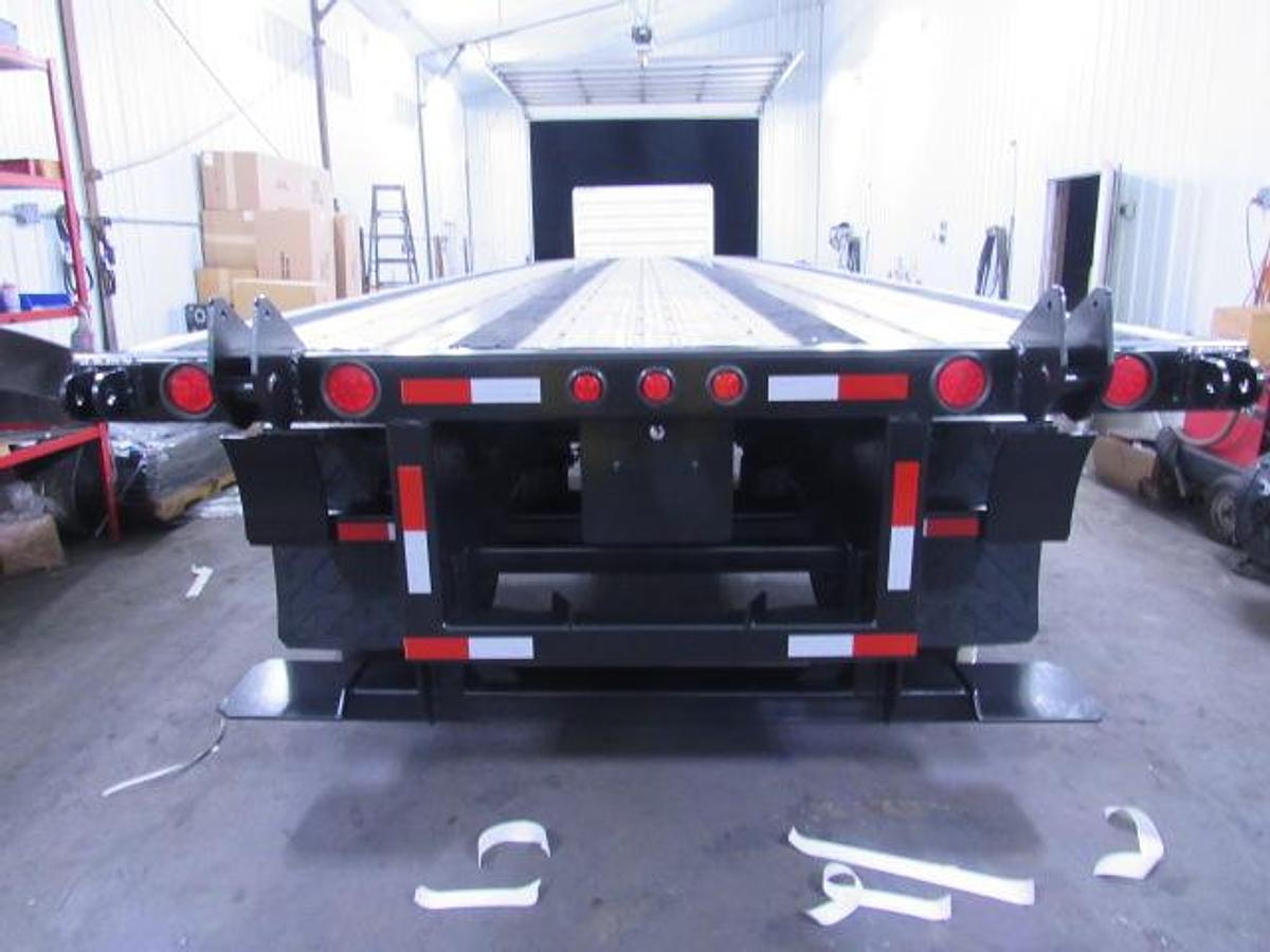 Used 2016 Great Dane Trailers 48' X 102 Aluminum Combo Flatbed Moffett Trailer